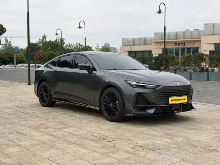 Changan UNI-V 2022 Model 1.5T Sports Edition – фото 3