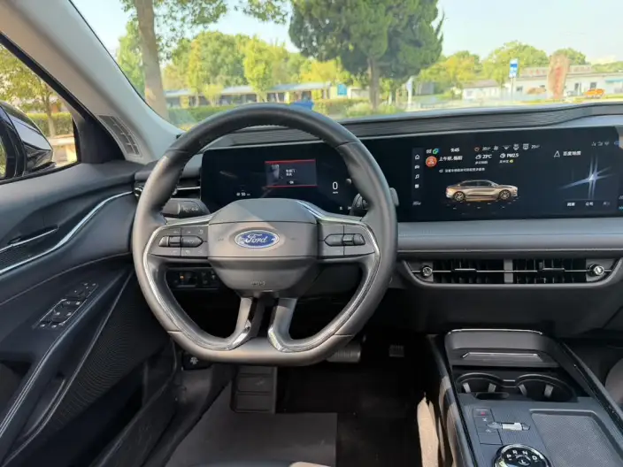 Ford Mondeo 2023 Model EcoBoost 245 Luxury Model – фото 10