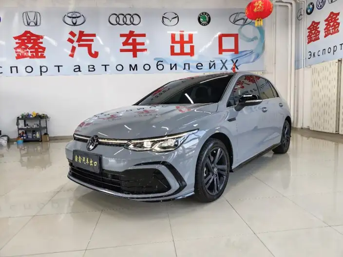 Volkswagen Golf 2023 Model 280TSI DSG R-Line Lite – фото 1