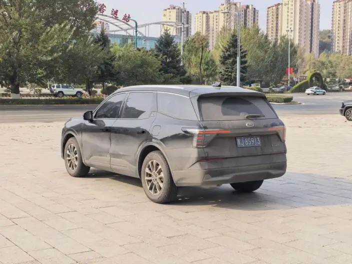 Ford Edge 2026 Model Ford Edge L 2.0T EcoBoost 2WD VII seat Luxury Model – фото 4