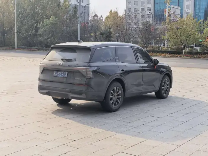 Ford Edge 2026 Model Ford Edge L 2.0T EcoBoost 2WD VII seat Luxury Model – фото 6