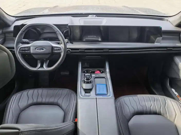 Ford Edge 2026 Model Ford Edge L 2.0T EcoBoost 2WD VII seat Luxury Model – фото 7