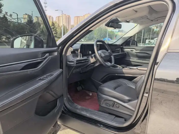 Ford Edge 2026 Model Ford Edge L 2.0T EcoBoost 2WD VII seat Luxury Model – фото 8