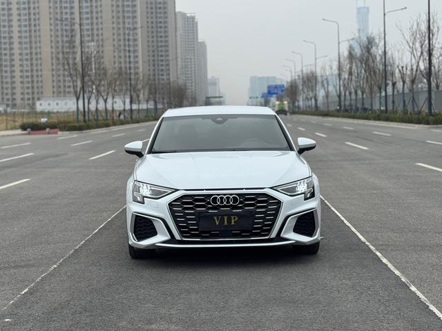 Audi A3 2021 A3L Limousine 35 TFSI Enterprising Elegance – фото 2