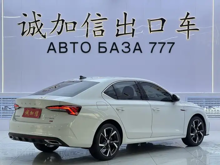 Skoda Octavia 2023 Model Facelift PRO TSI280 DSG Exclusive Edition – фото 6