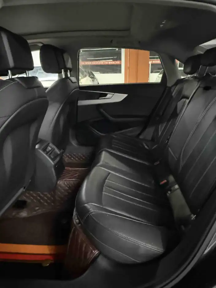Audi A4 L 2022 Model 40 TFSI Fashion Dynamic Model – фото 9
