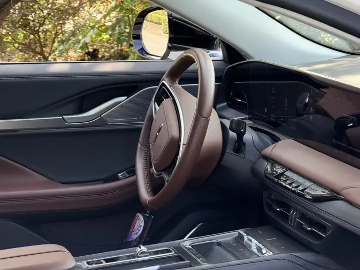 Lincoln Z 2024 Model 2.0T 2WD Zun Shang Hybrid version – фото 7