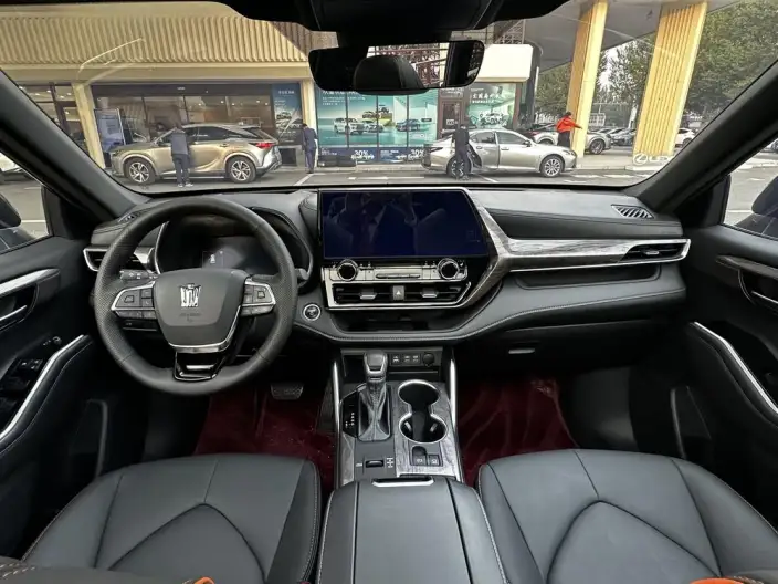 Crown Kluger 2024 Model Intelligent Hybrid 2.5L E-CVT 4WD Premium Edition – фото 7