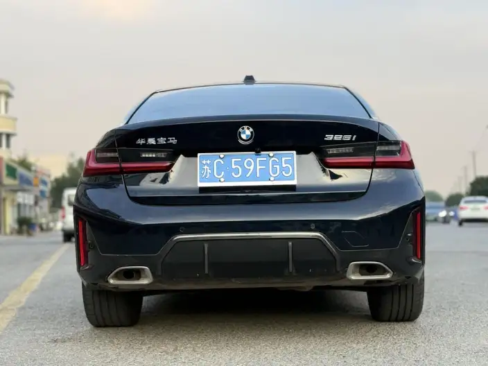BMW 3 Series 2023 Model 325i M Sports Set – фото 6