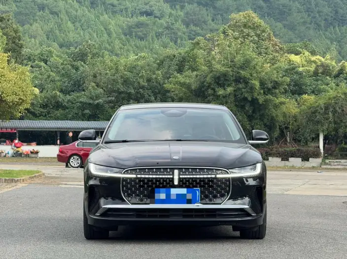 Lincoln Z 2024 Model 2.0T Zun Shang Edition