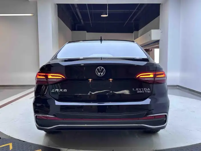 Volkswagen Lavida 2023 Model 280TSI DSG Manyi Edition – фото 6