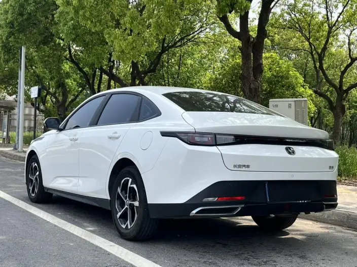 Changan Eado 2025 Model 1.5T DCT High Power Edition – фото 5