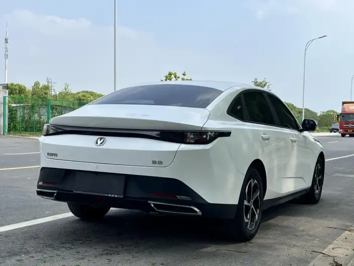 Changan Eado 2025 Model 1.5T DCT High Power Edition – фото 7