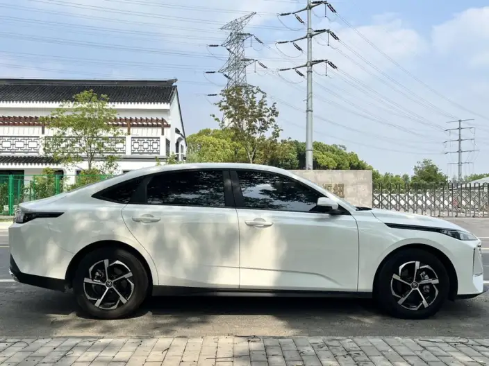 Changan Eado 2025 Model 1.5T DCT High Power Edition – фото 8