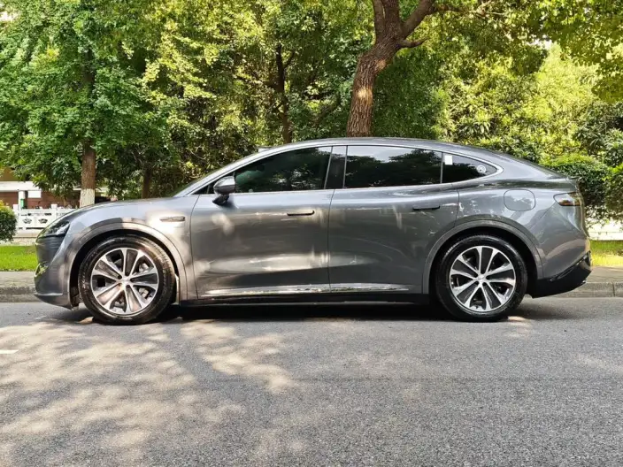 Luxeed R7 2024 Model EV 100kWh Max Rear Drive Edition