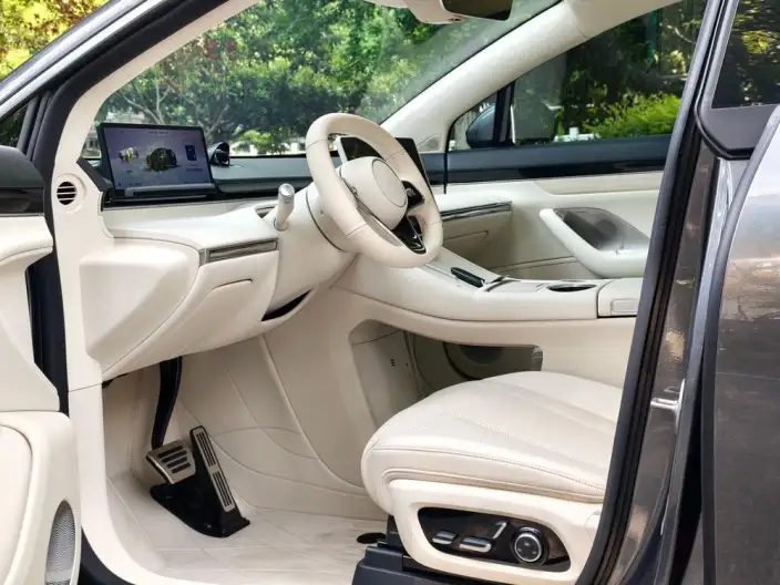Luxeed R7 2024 Model EV 100kWh Max Rear Drive Edition – фото 10