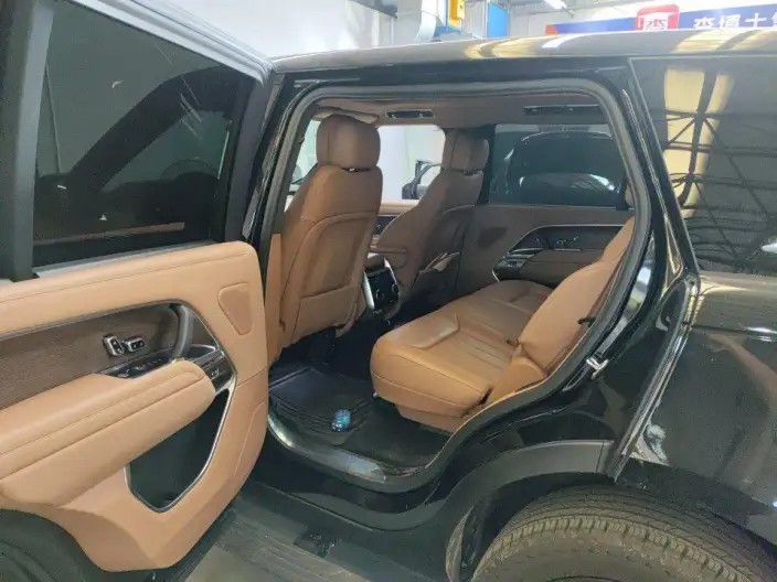 Range Rover 2023 Model 3.0 L6 400PS Shengshi VII seat Extended Edition – фото 8