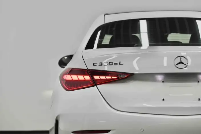 Mercedes-Benz C-Class PHEV 2023 Model Facelift C 350 eL – фото 10
