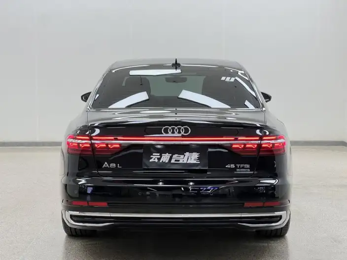 Audi A8 2023 Model A8L 45 TFSI quattro Luxury Model – фото 5