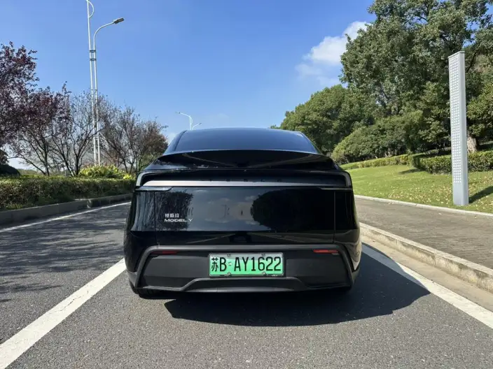 Model Y 2026 Model Rear-wheel drive version – фото 5