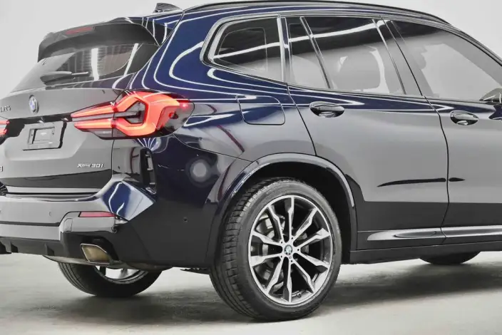 BMW X3 2023 Model xDrive30i Leading Model M Night Set – фото 10
