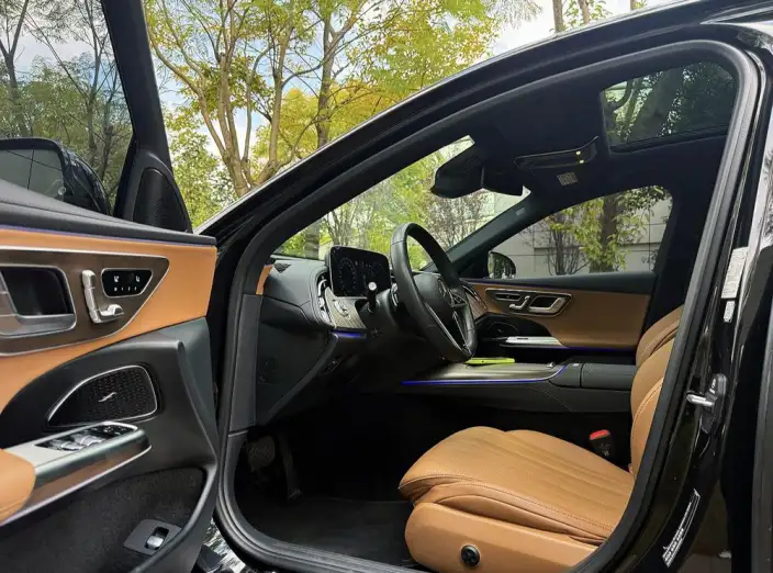 Mercedes-Benz E-Class 2024 Model E 300 L Fashion Model sedan – фото 9