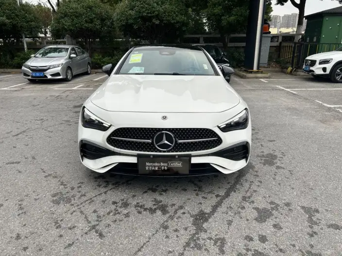 Mercedes-Benz CLE-Class 2025 Model CLE 300 4MATIC Luxury Model Coupe – фото 2