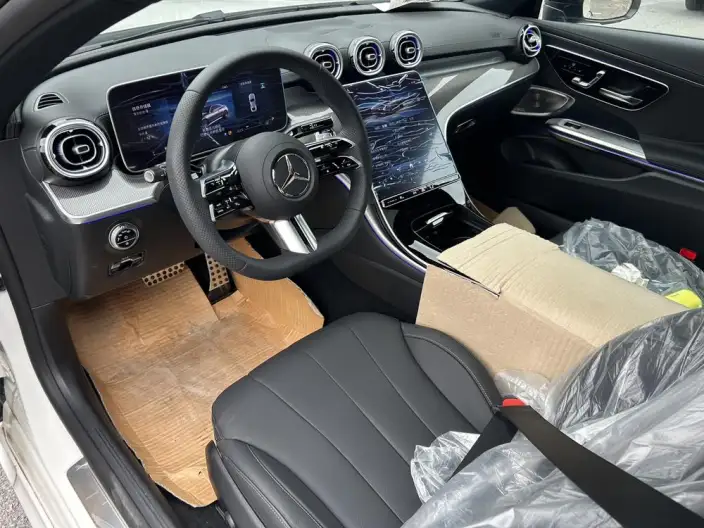 Mercedes-Benz CLE-Class 2025 Model CLE 300 4MATIC Luxury Model Coupe – фото 10