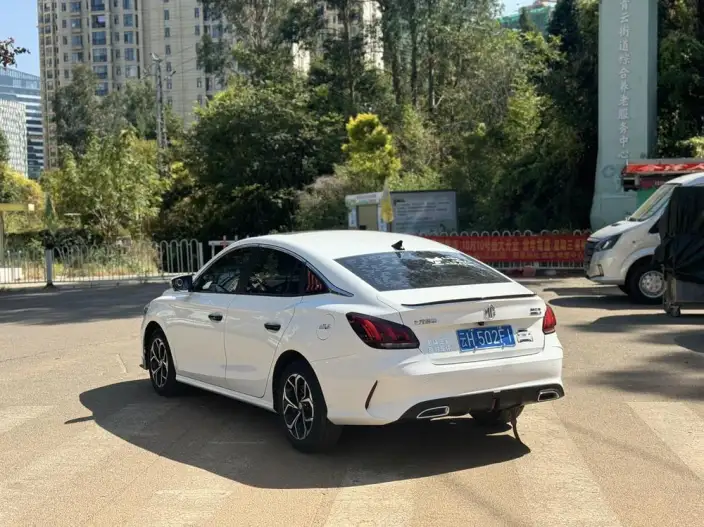 MG5 2023 Model 180DVVT CVT Youth Deluxe Edition – фото 5