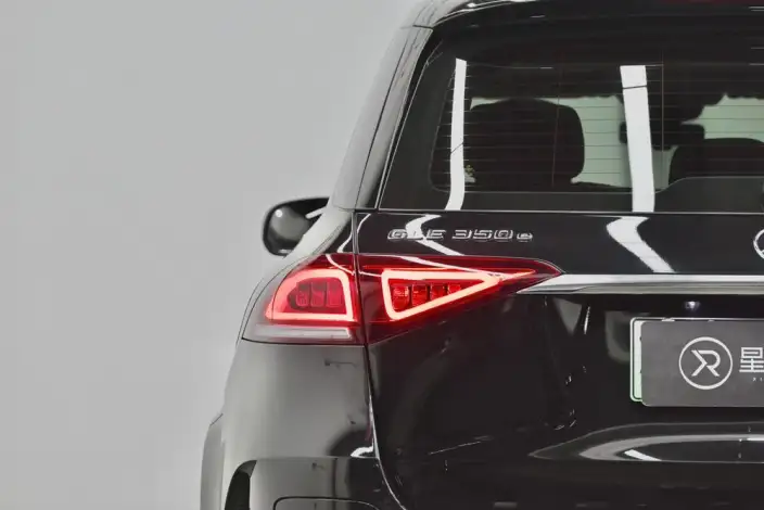 Mercedes-Benz GLE PHEV 2022 Model Facelift GLE 350e 4MATIC – фото 7