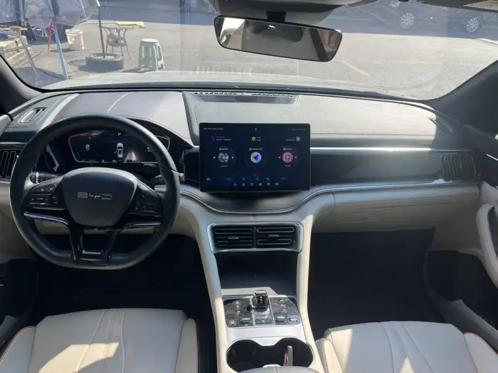 BYD Song PLUS DM 2023 Model DM-i Champion Edition 110KM Flagship Model – фото 7
