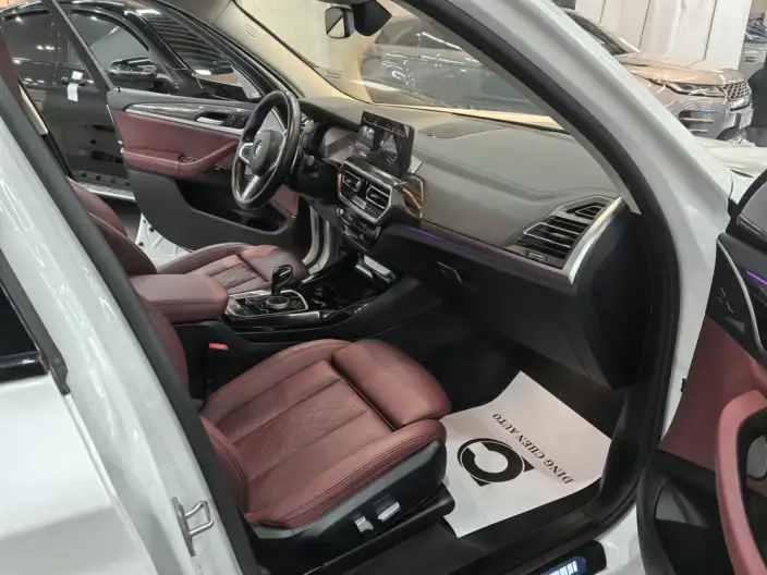 BMW X3 2022 Model xDrive30i Leading Model M Night Set – фото 5