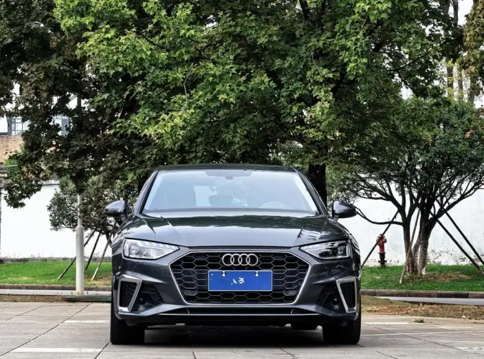 Audi A4 L 2022 Model 40 TFSI Fashion Dynamic Model – фото 2