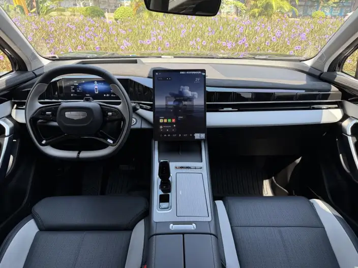 Geely Boyue L 2024 Model 1.5TD DCT Ultimate Edition – фото 10