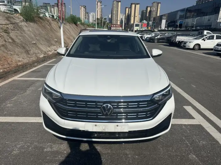 Volkswagen Sagitar 2025 Model Facelift 300TSI DSG Beyond Edition – фото 2