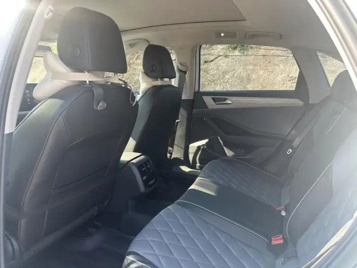 Volkswagen Sagitar 2025 Model Facelift 300TSI DSG Beyond Edition – фото 9
