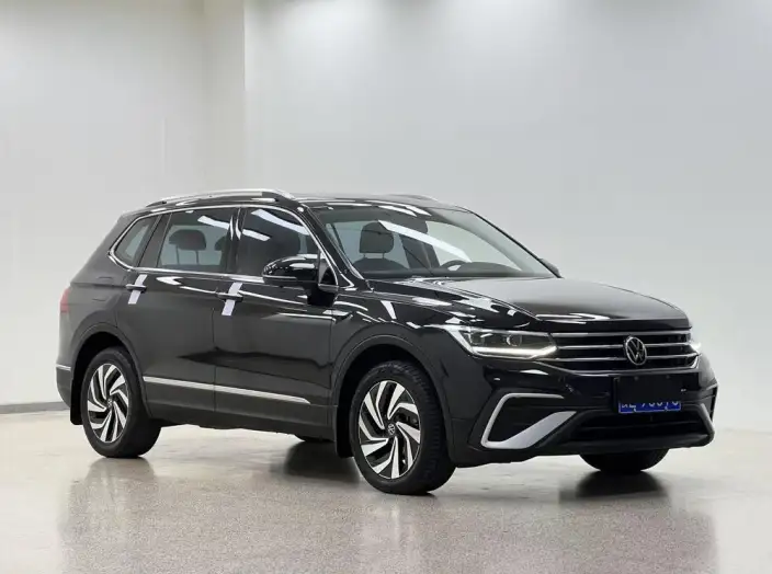 Volkswagen Tiguan L 2022 Model 330TSI Automatic 2WD Smart Edition – фото 3