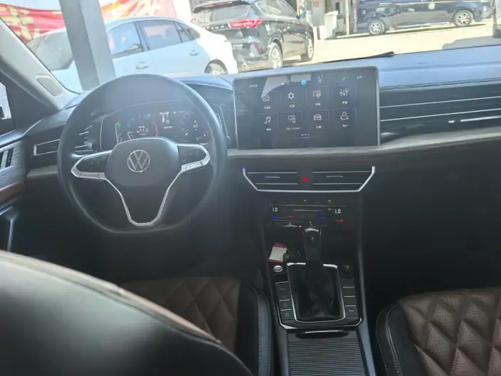 Volkswagen Sagitar 2023 Model 300TSI DSG Superior Edition – фото 7