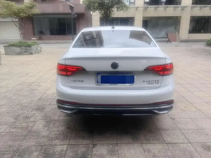 Volkswagen Sagitar 2023 Model 300TSI DSG Superior Edition – фото 5