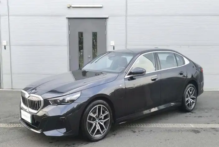 BMW i5 2025 Model eDrive35L M Sports Set – фото 1