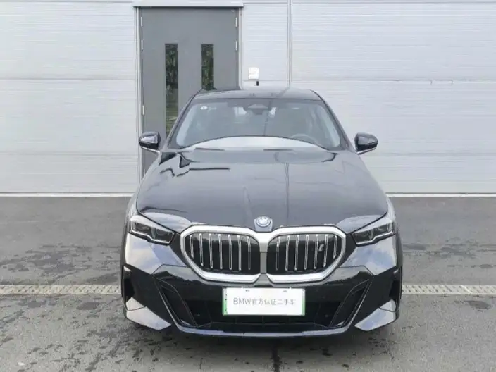 BMW i5 2025 Model eDrive35L M Sports Set – фото 2
