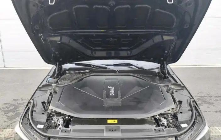 BMW i5 2025 Model eDrive35L M Sports Set – фото 6