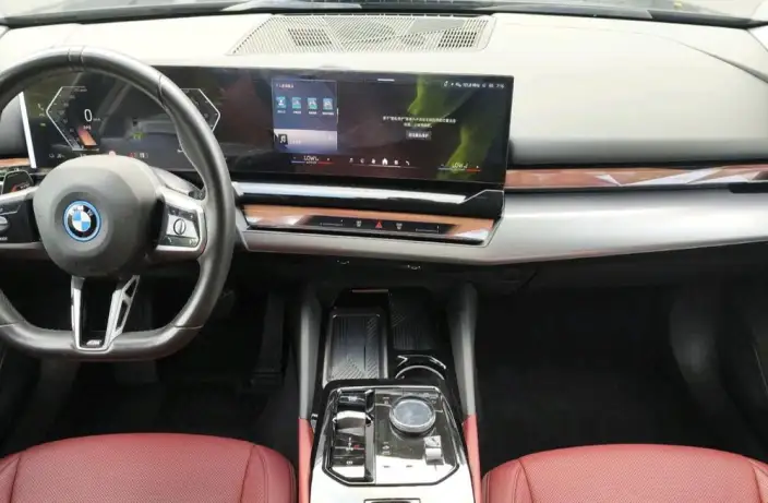 BMW i5 2025 Model eDrive35L M Sports Set – фото 8