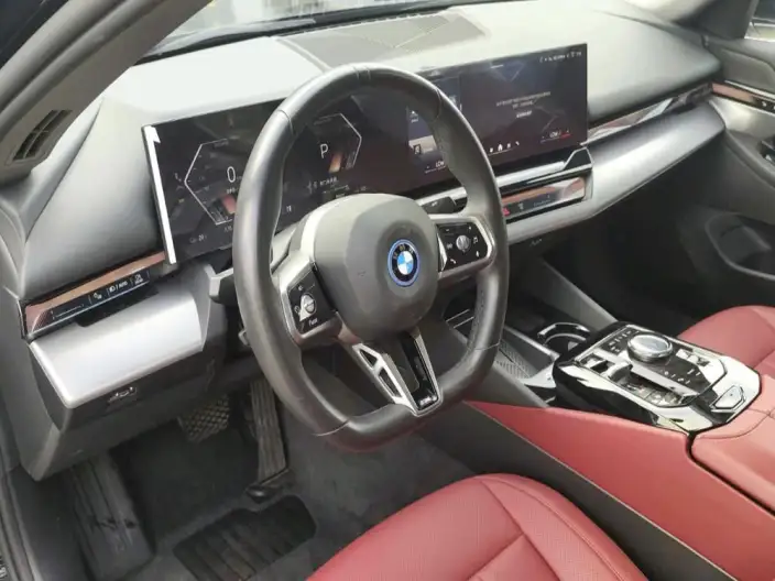 BMW i5 2025 Model eDrive35L M Sports Set – фото 9
