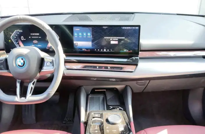 BMW i5 2025 Model eDrive35L M Sports Set – фото 7