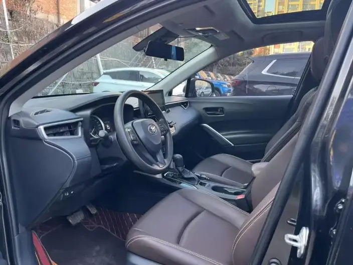 Toyota Corolla Cross 2022 Model 2.0L Exclusive Edition – фото 10
