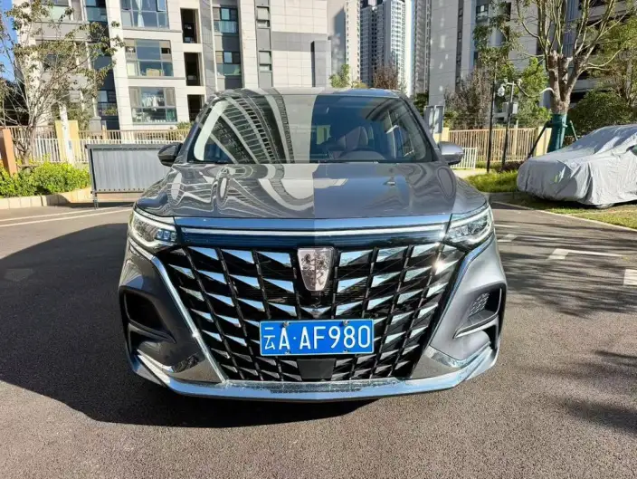 Roewe iMAX8 2023 Model 400TGI Comfort Edition