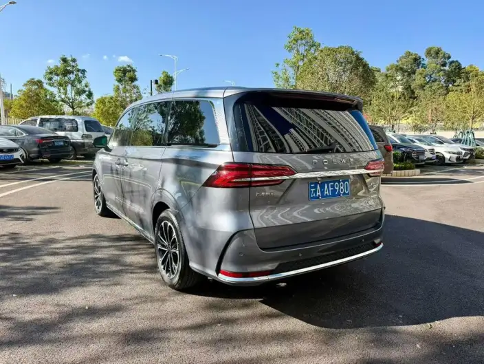 Roewe iMAX8 2023 Model 400TGI Comfort Edition – фото 5