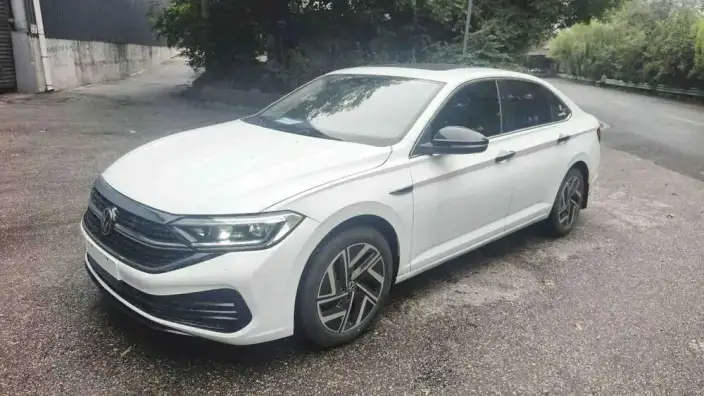 Volkswagen Sagitar 2022 Model 280TSI DSG Beyond Edition – фото 1