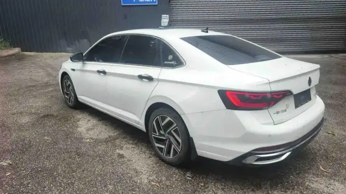 Volkswagen Sagitar 2022 Model 280TSI DSG Beyond Edition – фото 4